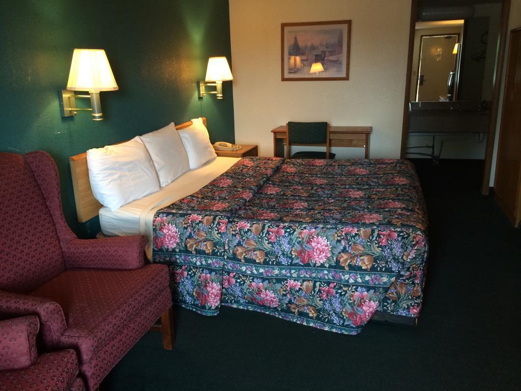 Shayona Inn Extended Stay Christiansburg Bilik gambar